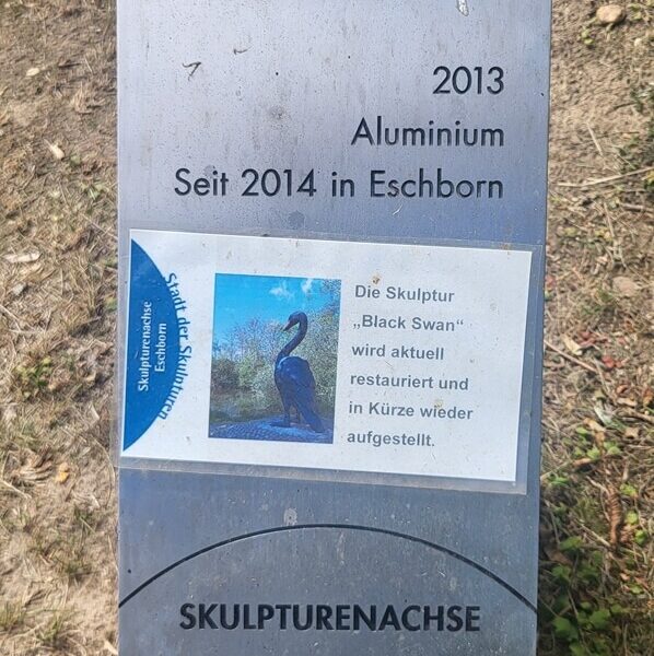 Black Swan Skulpturenachse Eschborn Black Swan Skulpturenachse Eschborn