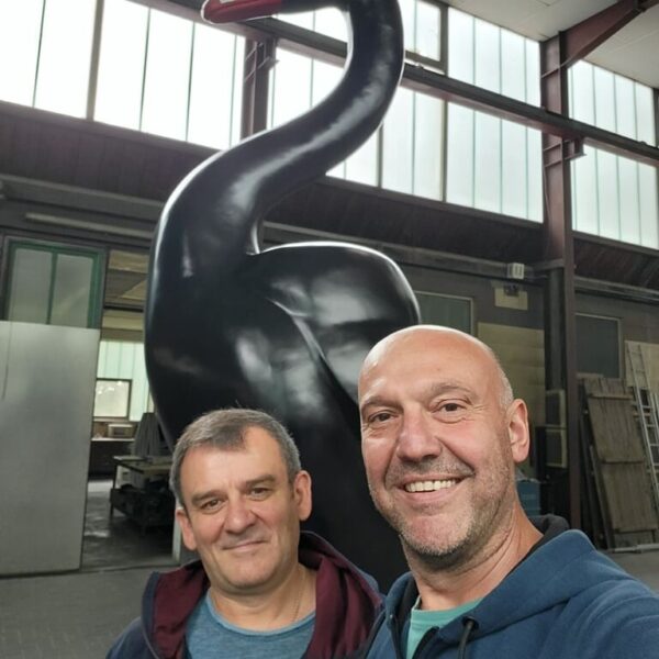 Black Swan - restauriert von der Beidek GmbH Black Swan - restauriert von der Beidek GmbH