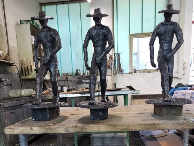 Hutmann Bronzeguss Skulptur Hutmann Bronzeguss Skulptur